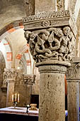 Pavia, Chiesa di San Michele Maggiore. Capitelli della cripta. 